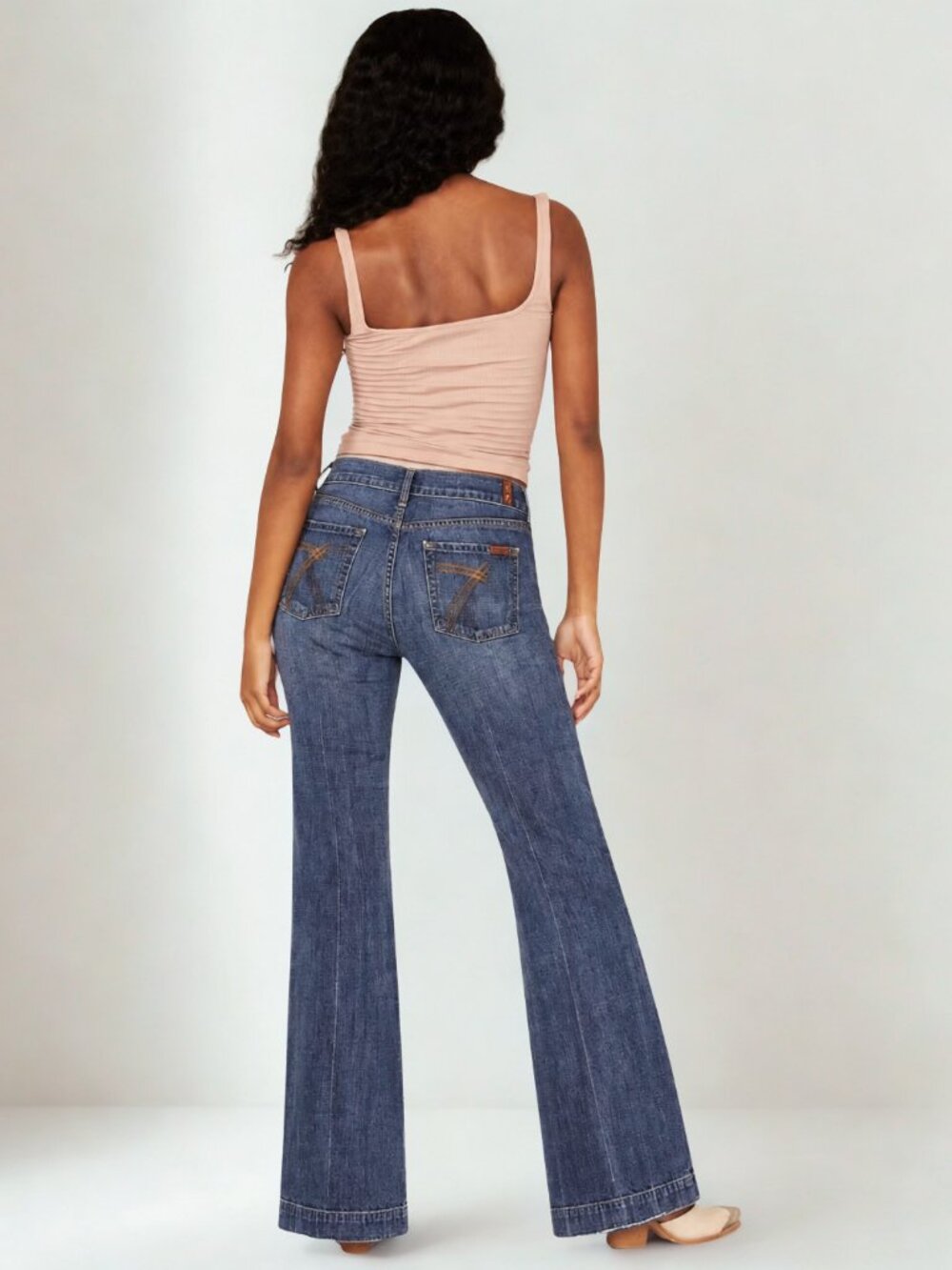 ✨ 7 For All Mankind “Dojo” Flare Jeans – Size 30 – Medium Wash ✨